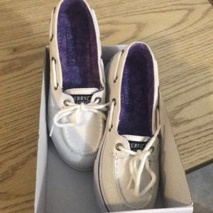 Girls Sperry boat shoes